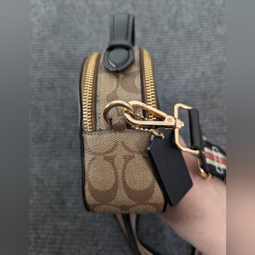 Coach 1591 - Serena Satchel - Lightly Used - Great Condition, Classic, Academia - Picture 14 of 16